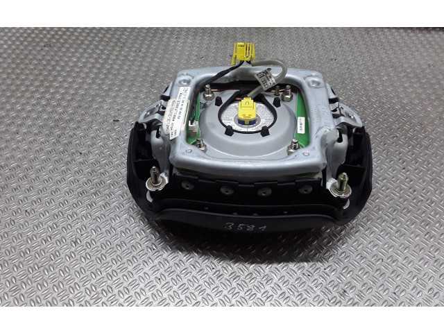 Подушка безопасности водителя 8E0880201AA   Audi A2