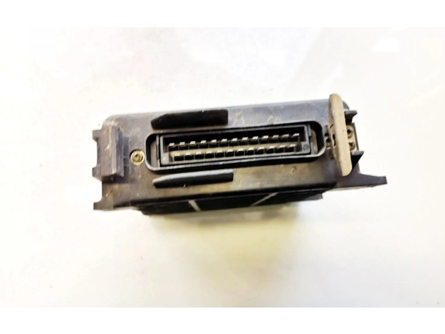 Блок управления двигателя 0280800104, 811906264 Volkswagen Golf II