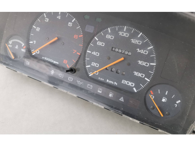 Панель приборов 14699308, GJ84 Mazda 626