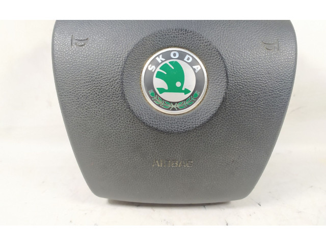 Подушка безопасности водителя 5J0880201   Skoda Fabia Mk2 (5J)