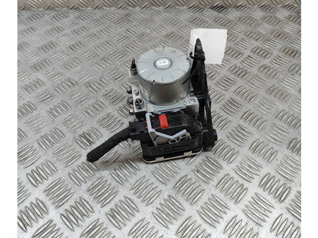 Блок АБС 5Q0614517GA   Skoda  Karoq  2017 -  года