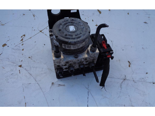 Блок АБС Skoda Octavia Mk3 (5E) 2013 - 2019 года