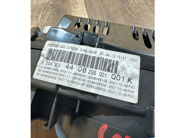 Přístrojová deska Mercedes-Benz C W204 2013 A2049004408