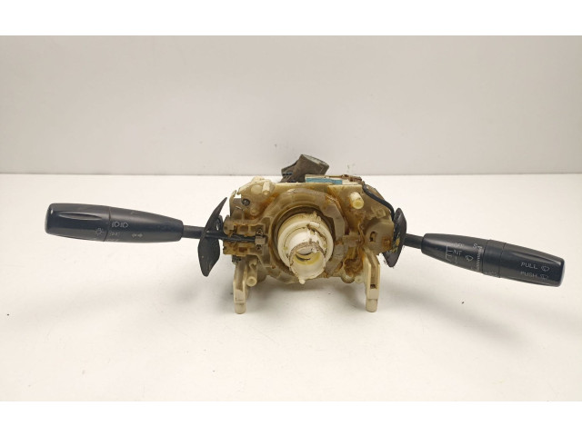 Ручка стеклоочистителей 0K2DK66120, 47331F1000   KIA Shuma