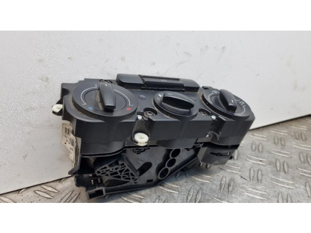 Блок управления климат-контролем 1T2819045B, 74731000 Volkswagen Caddy