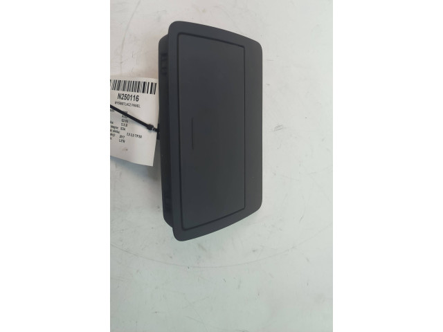 Дисплей 8U0.857.273E Audi Q3 8U