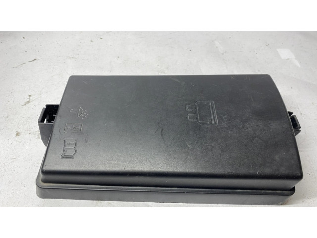 Крышка блока предохранителей 5Q0937132A Audi Q3 F3