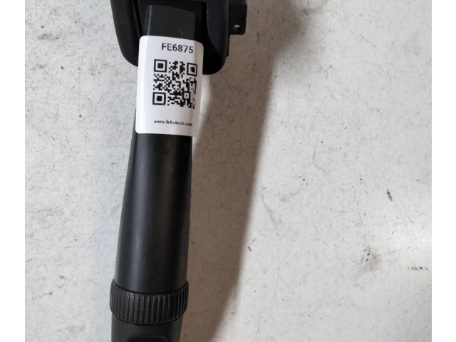 Ручка стеклоочистителей 30798590, 8191545   Volvo V70