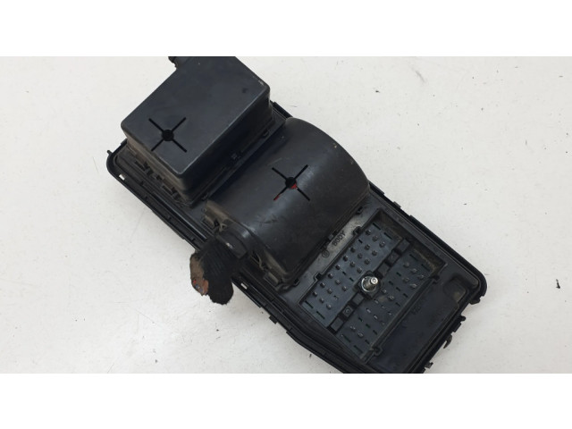 Pojistková skříňka 94580644 Chevrolet Captiva 2008