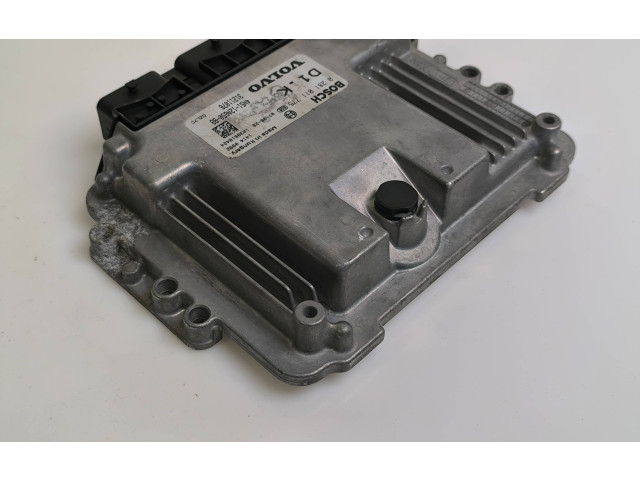 Блок управления двигателя 0281011775, 31211076 Volvo C30