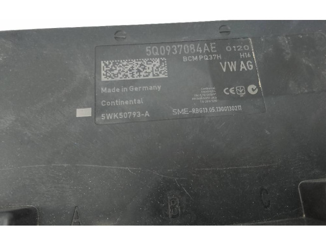 Блок комфорта 5Q0937084AE   Volkswagen Golf VII   