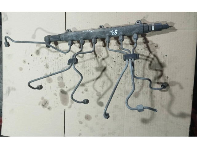 Топливная рампа 8658252, 0445215015 Volvo V70