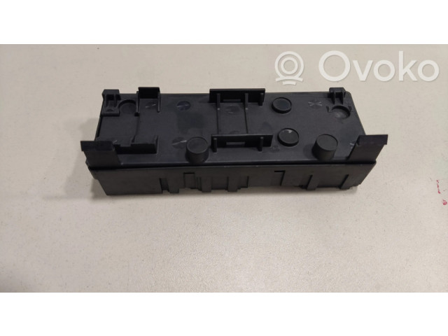 Блок управления крышки багажника