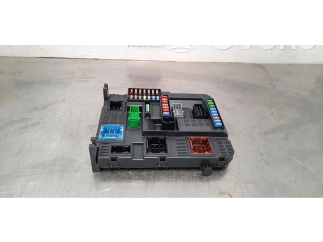 Блок предохранителей  9807532080   Peugeot 2008 I    