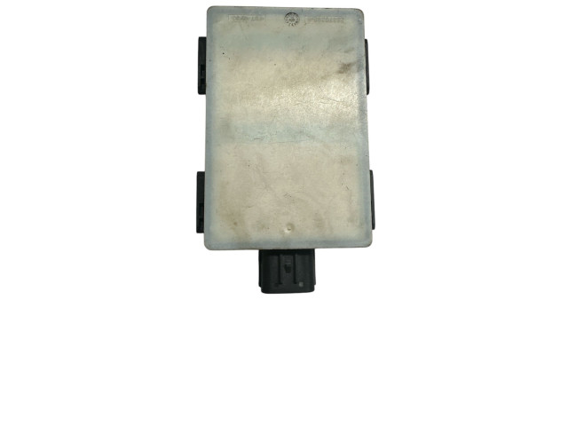 Модуль управления слепым пятном 31665692 Volvo XC90