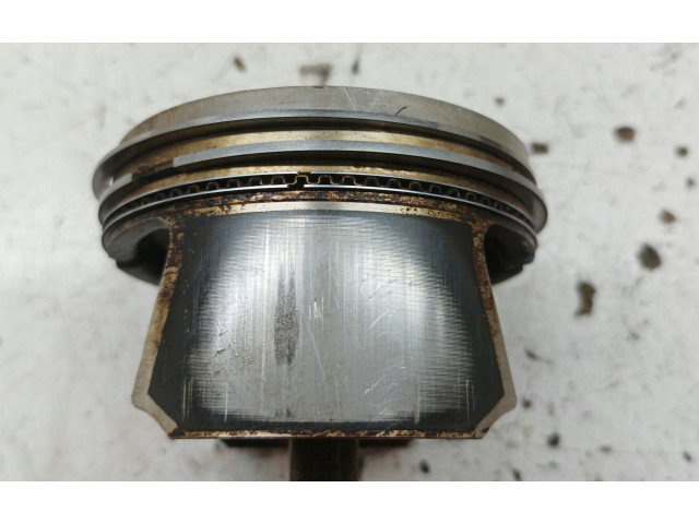 Píst MPI Volkswagen Polo IV 9N3