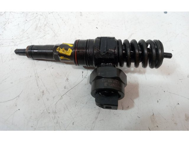 Vstřikovač 038130073 Volkswagen Passat Alltrack ATJ