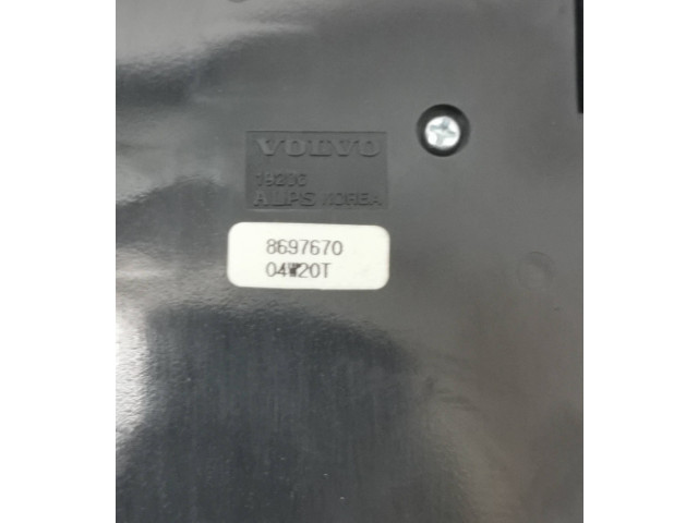 Блок управления климат-контролем 8697670, 04K20T   Volvo V50