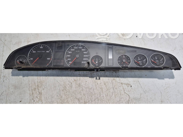Панель приборов 88311219   Audi A6 S6 C4 4A       