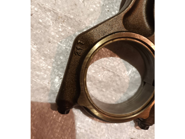 Шатун      BMW 3 E90 E91  