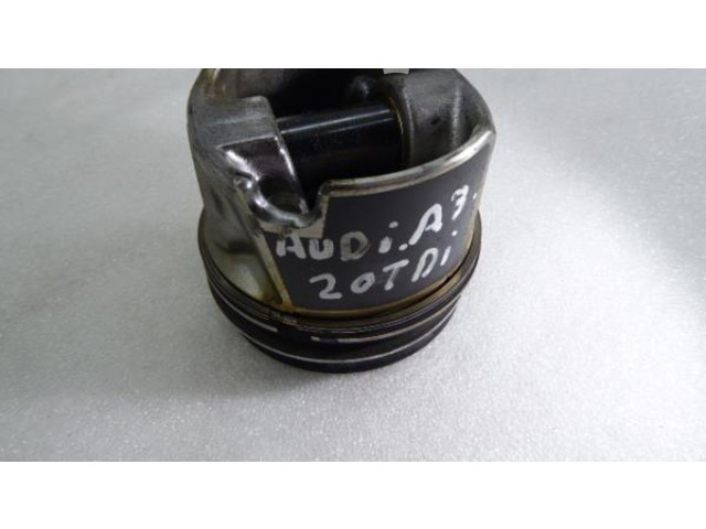  Поршень  81L150  Audi A3 S3 8V  