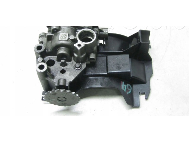 Масляный насос   8200345757  Renault Trafic II (X83) 