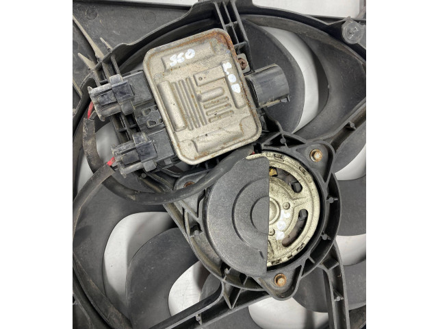 Электрический вентилятор радиаторов 8240547 Volvo S60