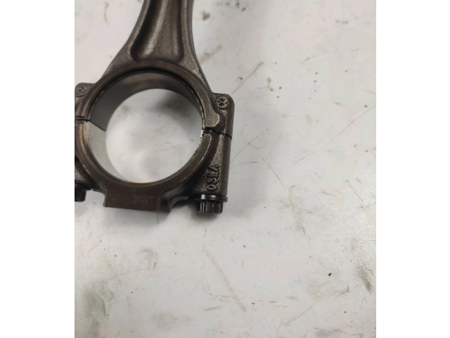 Поршень с шатуном DDY 03LA Skoda Octavia Mk3 (5E)