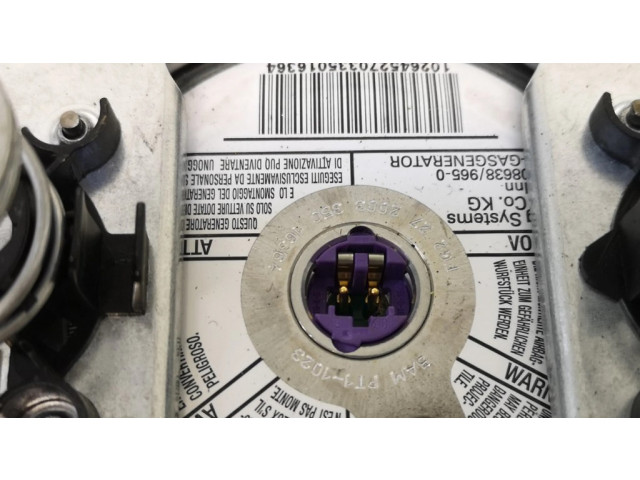 Подушка безопасности водителя 1K0880201A Volkswagen Golf V