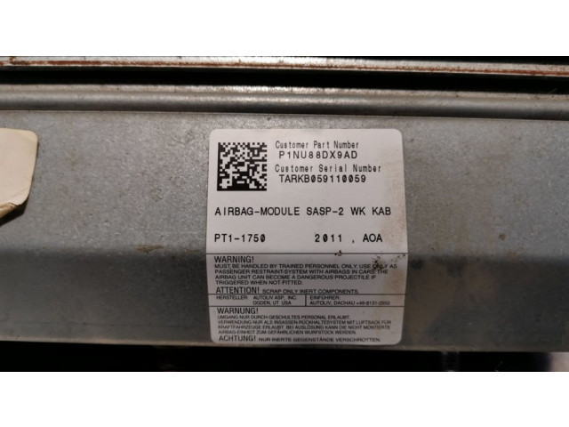 Подушка безопасности для колен P1NU88DX9AD Jeep Grand Cherokee