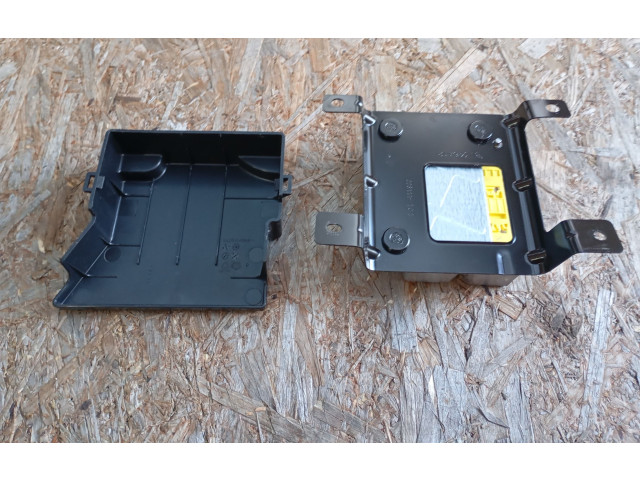 Блок подушек безопасности K68163811AB, P0-8340N   Fiat Freemont