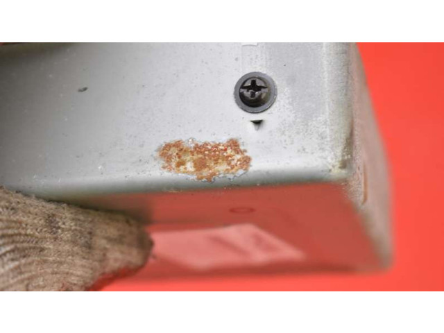 Řídící jednotka L32718881E, L32718881E Mazda 626 2002