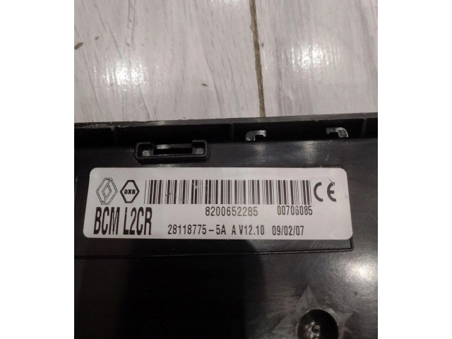 Блок комфорта 8200652285A Renault Clio III