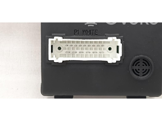 Блок предохранителей NBA015148004003 Dacia Logan I