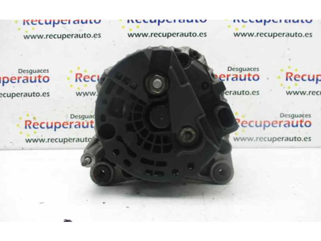 Генератор 012452506S Volkswagen Caddy