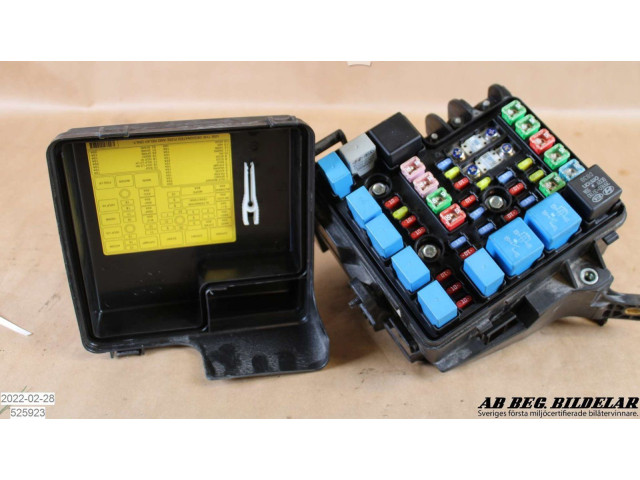 Блок предохранителей 91950-1H030   KIA Ceed    