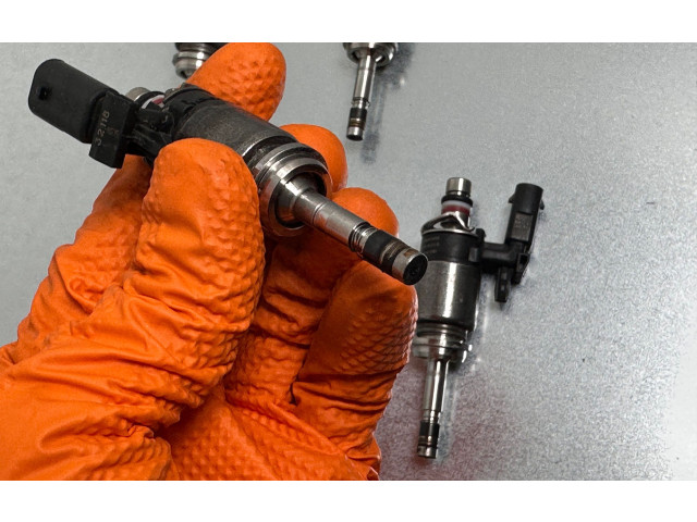 Комплект форсунок 04E906036AD, 04E906036AD Skoda Octavia Mk3 (5E)