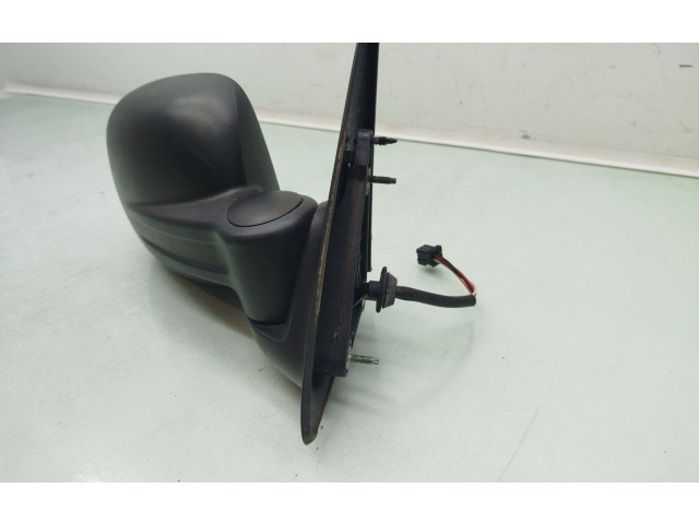 Зеркало электрическое Jeep Cherokee III KJ 2001 - 2008 года