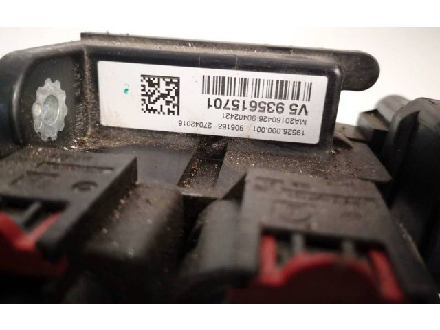 Ящик предохранителей (комплект) 935615701, 19526000001 BMW 1 F20 F21 2015