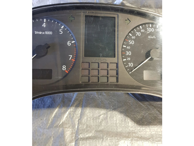 Панель приборов 4D0919033AC Audi A8 S8 D2 4D