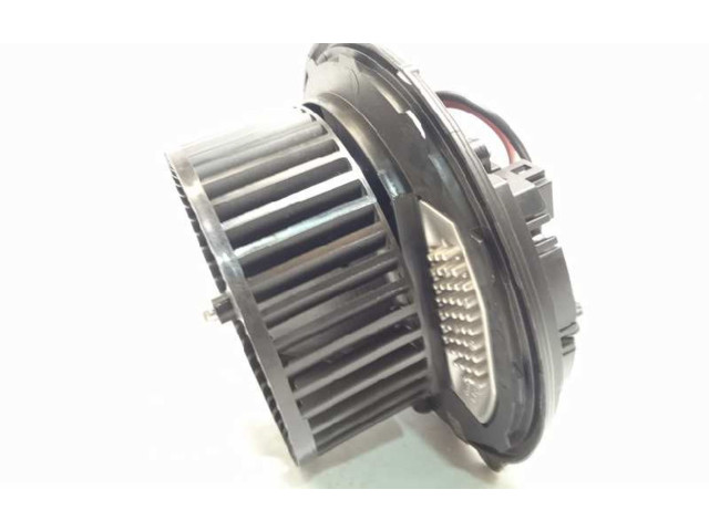 Вентилятор печки    5WB819015, 5Q0907521F   Skoda Kodiaq