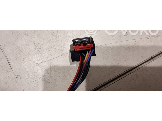 Зеркало электрическое Audi Q5 SQ5 2017 - года