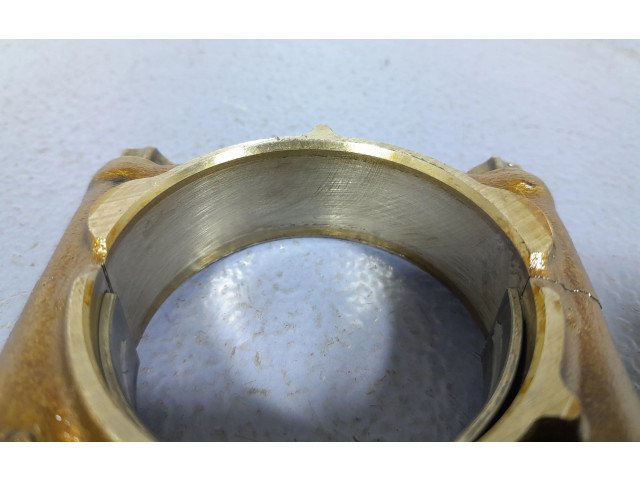  Поршень B4204T27   Volvo XC90  