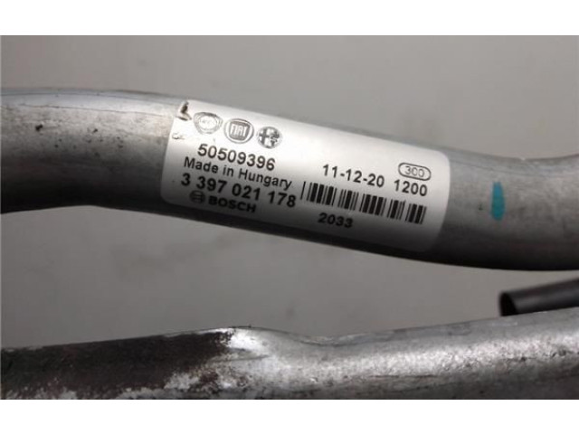 Моторчик дворников 50509396, 3397021178 Alfa Romeo Giulietta