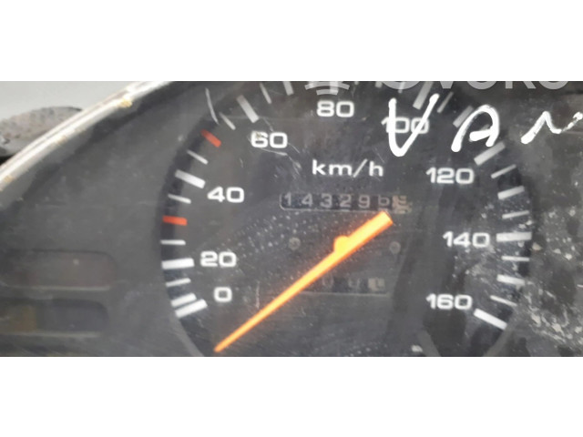 Панель приборов 210662-01 Nissan Vanette