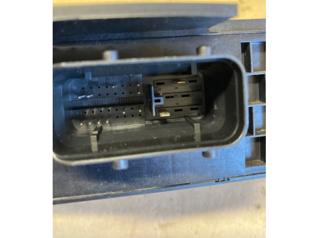 Блок управления питанием Audi Q7 4L 2005 - 2015 года