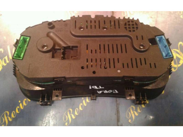 Панель приборов    Volkswagen Bora       