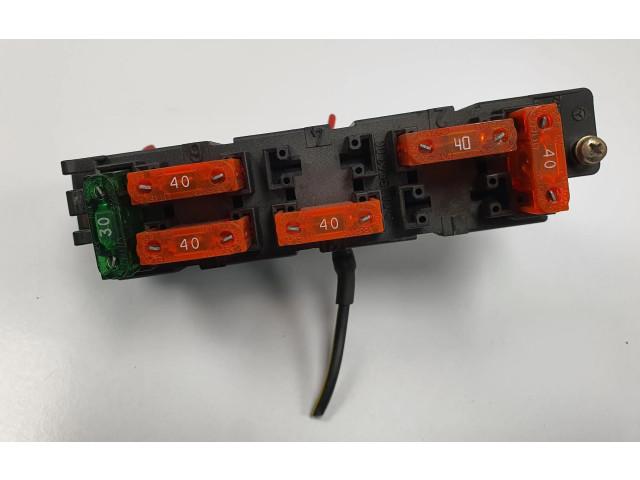   Pojistková skříňka 1405450101   Mercede-Benz S W140 1996