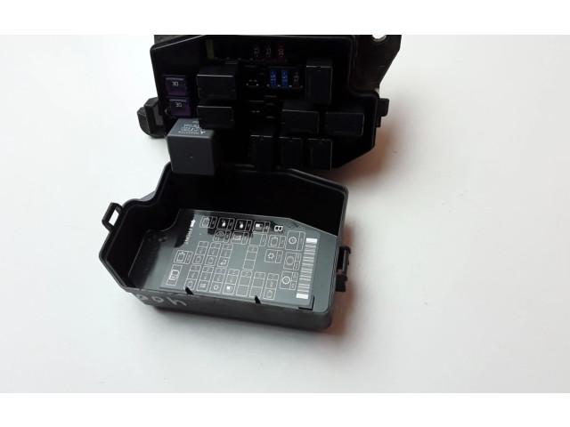 Блок предохранителей 8565A392 Mitsubishi Outlander