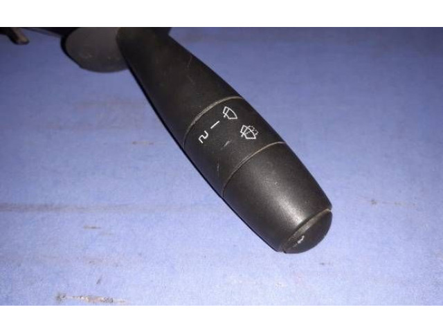 Включатель стеклоочистителей    Renault Trafic II (X83)       